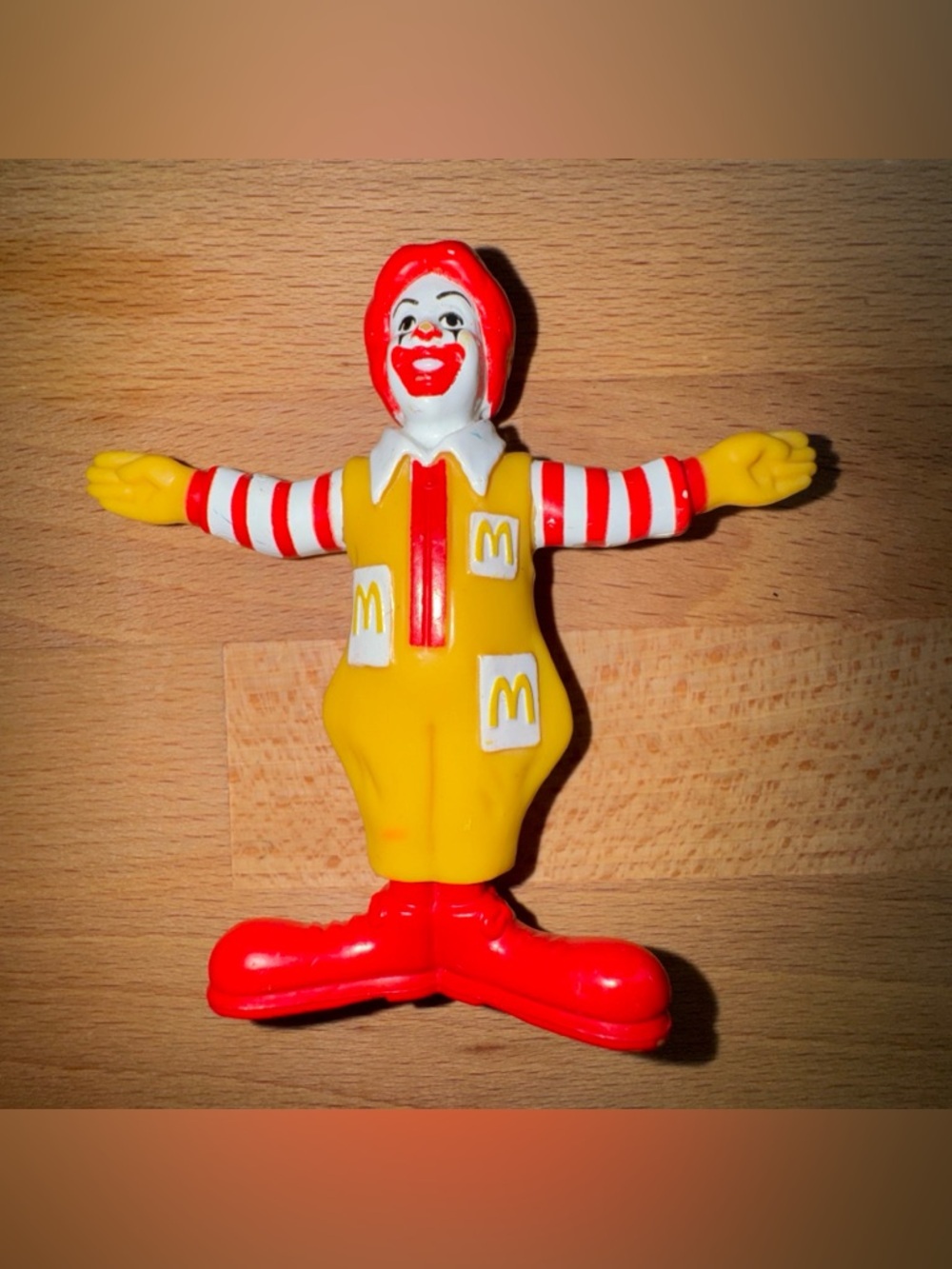 McDonalds Vintage 1995 Ronald McDonald Figure Happy Meal  Fast Food 3.25 Inch